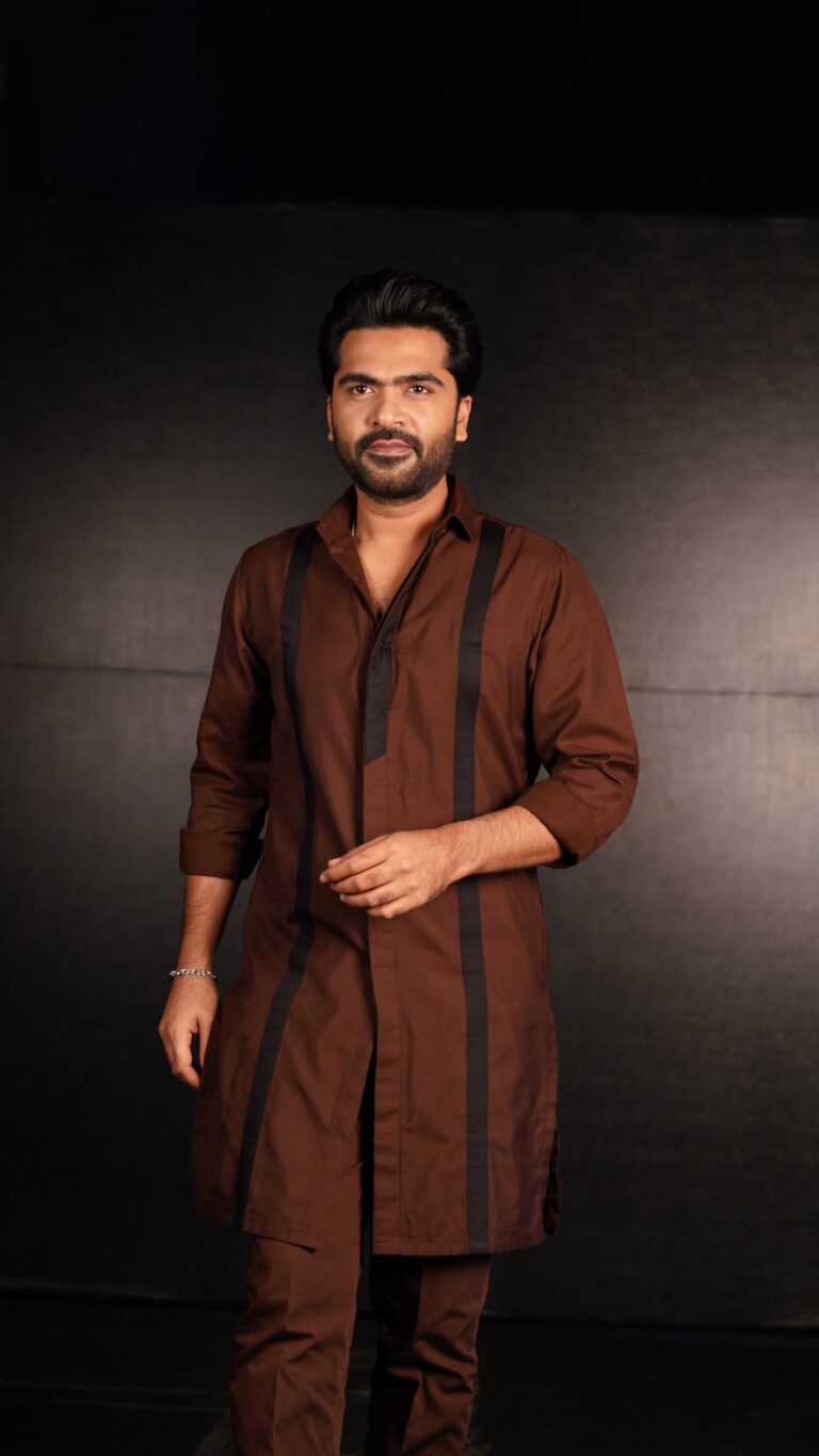 படப்பிடிப்பில் உயிரிழந்த சண்டைப் பயிற்சி கலைஞர் மோகன் ராஜ் குடும்பத்திற்கு நடிகர் சிலம்பரசன் நிதியுதவி : மாஸ்டர் சில்வா பெருமிதம்