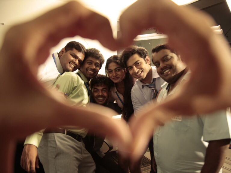 மிகவும் எதிர்பார்க்கப்பட்ட தமிழ் திரைப்படமான “கோல்ட் கால்” Title Teaser – ஐ படகுழுவினர் வெளியிட்டனர் .