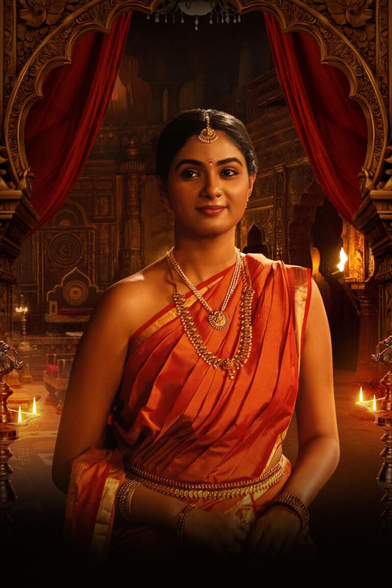 வரலாற்று காவியமாக உருவாகி வரும் ‘திரௌபதி 2’ படத்தில் திரௌபதி தேவி கதாபாத்திரத்தில் நடித்திருக்கும் நடிகை ரக்ஷனா இந்துசூடனின் கம்பீரமான முதல் பார்வை போஸ்டர் வெளியாகியுள்ளது!