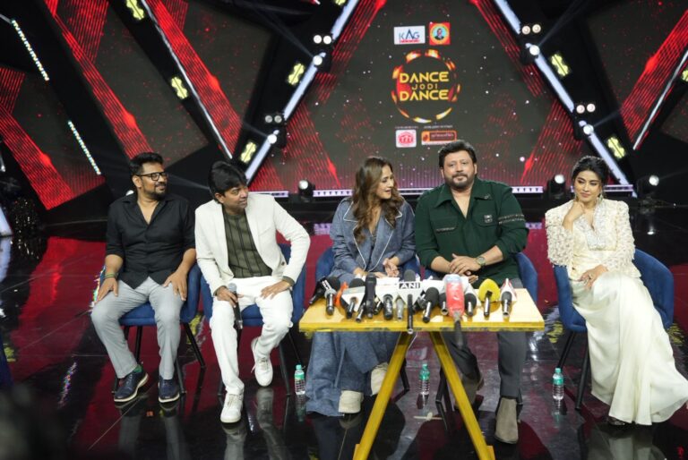 Zee தமிழ் தொலைக்காட்சியின் பிரம்மாண்ட நடனத் திருவிழா: புதிய பொலிவுடன் “டான்ஸ் ஜோடி டான்ஸ்”, ஒவ்வொரு சனி மற்றும் ஞாயிறு – 7 PM**