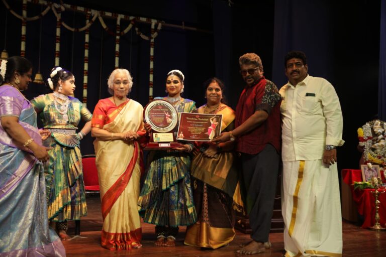 நடிகர், இயக்குநர் இராதகிருஷ்ணன் பார்த்திபன் தலைமையில் சிறப்பாக நடைபெற்ற P.U.சுப்ரஜாவின் பரதநாட்டிய அரங்கேற்ற விழா – திரைப்பிரபலங்கள் நேரில் பங்கேற்று வாழ்த்து !!
